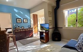 Apartamento c/LAREIRA CONDOMÍNIO, próx LAGO NEGRO